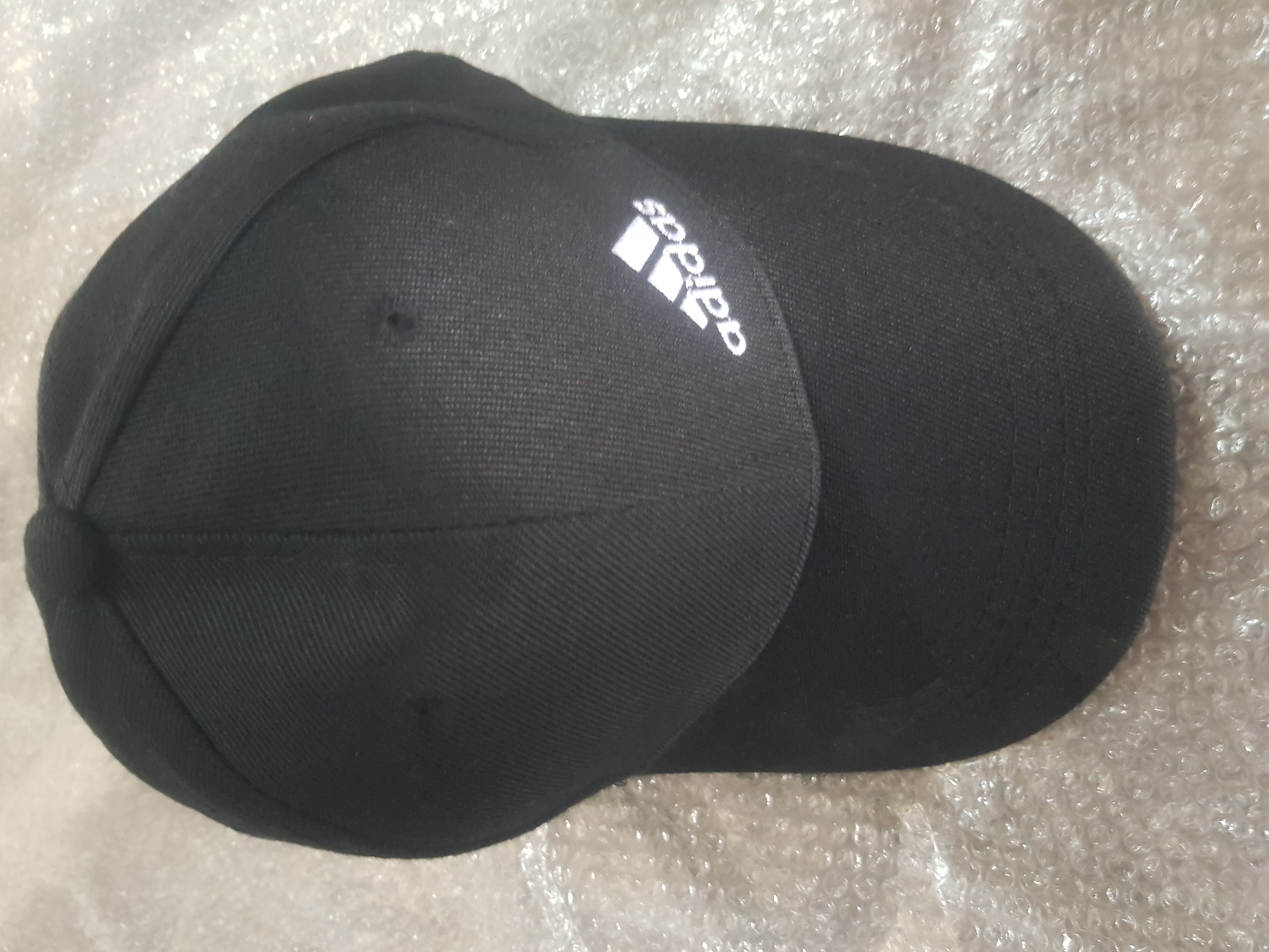 Adidas  face cap